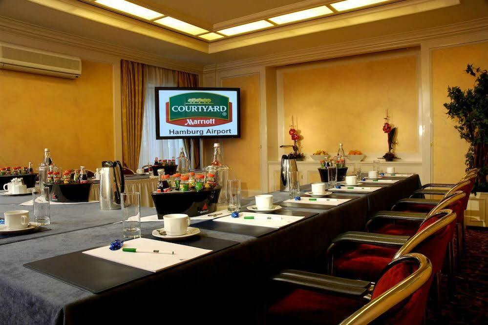 Courtyard By Marriott Hamburg Airport Hotel Exterior foto